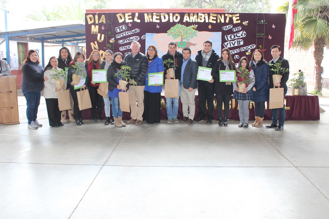 En la escuela Fray Camilo Henríquez se celebra el día del Medio Ambiente